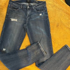Distressed skinny stretchy Kenzie brand  used just enough to fit perfectly